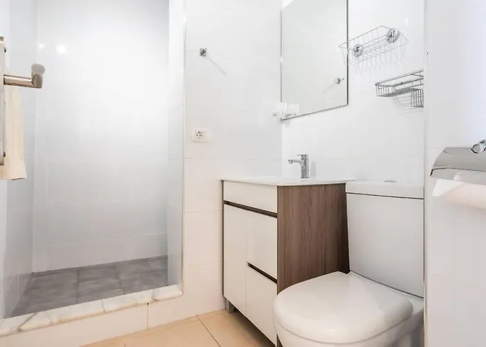 Torres Del Sol 14th Floor Sea View 아파트 아로나
